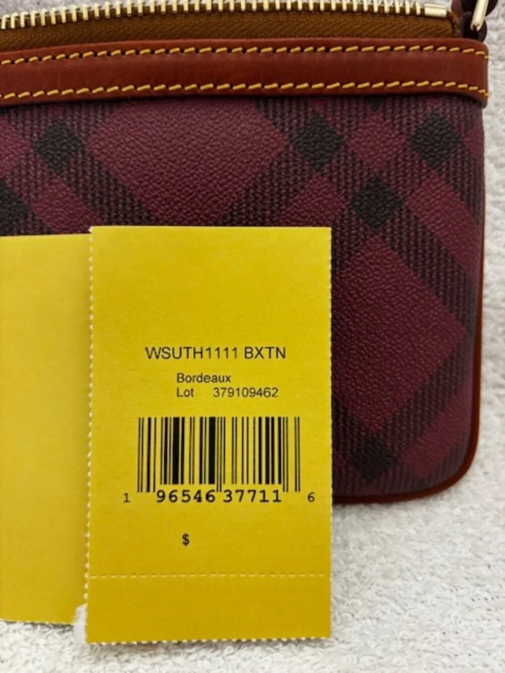 Dooney & Bourke large slim wristlet in Bordeaux plaid NWT